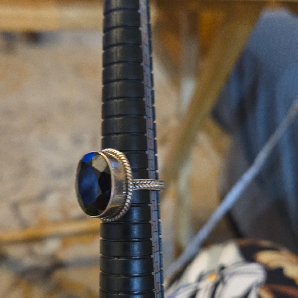 Elegant Black Onyx  Gemstone Ring Set In Sterling Silver